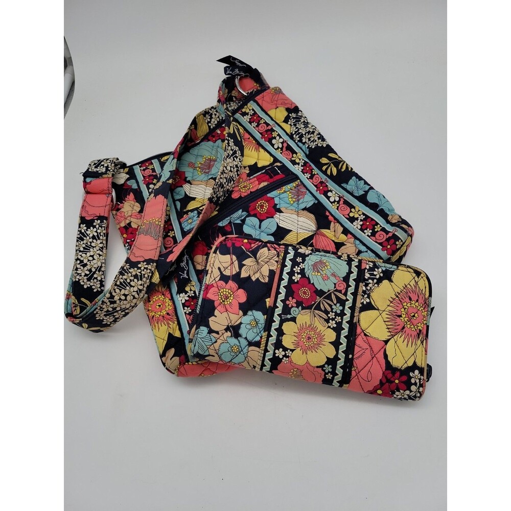 Vera Bradley Happy Snails Crossbody Purse & Wallet Floral Orange Blue Navy Adj